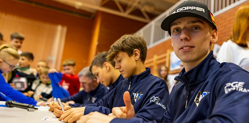 Żużlowe Mikołajki z Unią Leszno. Spotkania, licytacje, zbiórki darów! - 81075