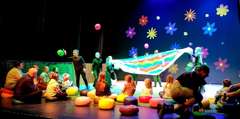 To był spektakl, w których sztukę można było dotknąć. Dosłownie (zdjęcia, film)