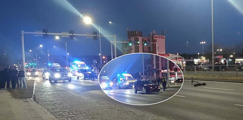 Wjechał hulajnogą wprost pod samochód. Na pasach, na czerwonym (zdjęcia)