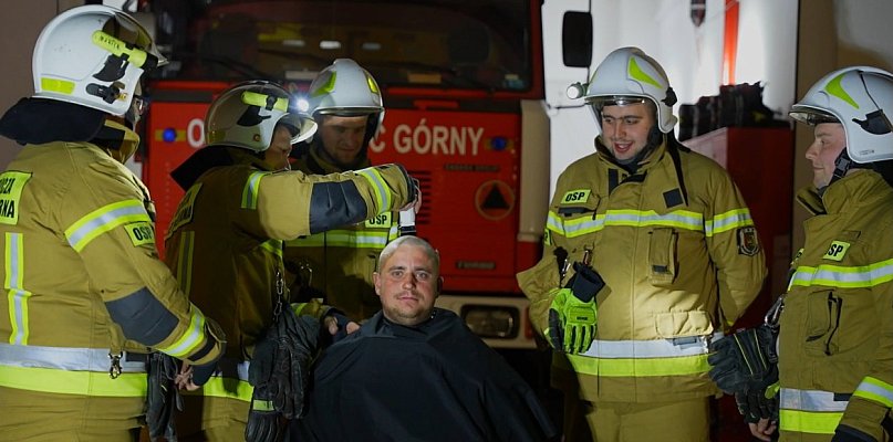 Strażacy OSP Bukówiec Górny dołączyli do akcji Łatwoganga (film)