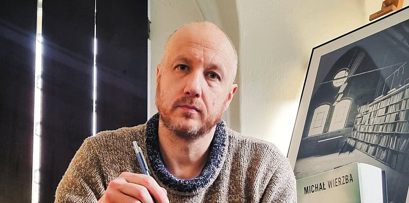 Leszczynianin i autor kryminałów Michał Wierzba z prestiżową nominacją