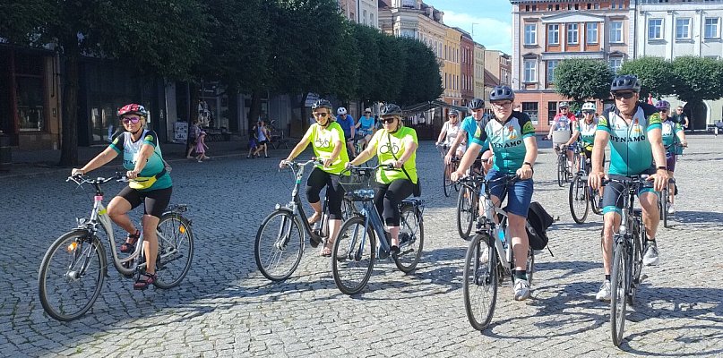 Leszno kręci kilometry mimo upału. Rywalizacja kończy się 30 czerwca (zdjęcia)