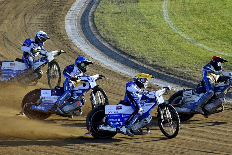 Fogo Unia - Texom Stal 54:35