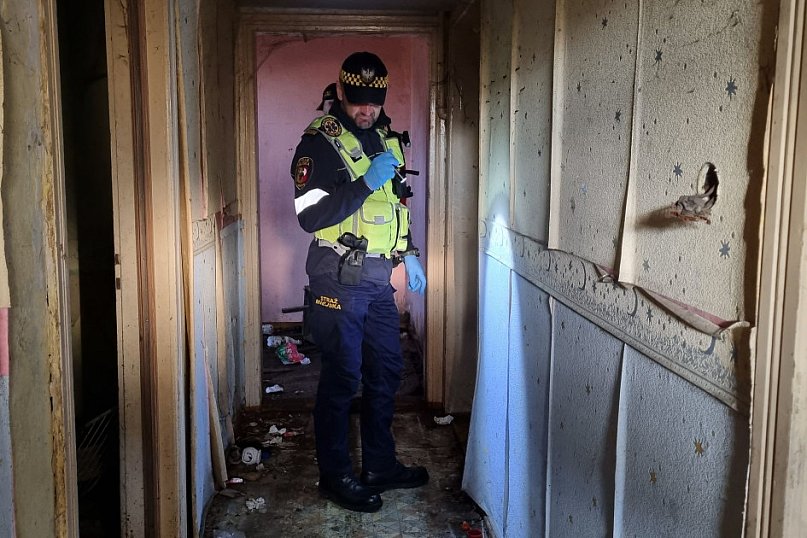 Straż Miejska w Lesznie patroluje pustostany