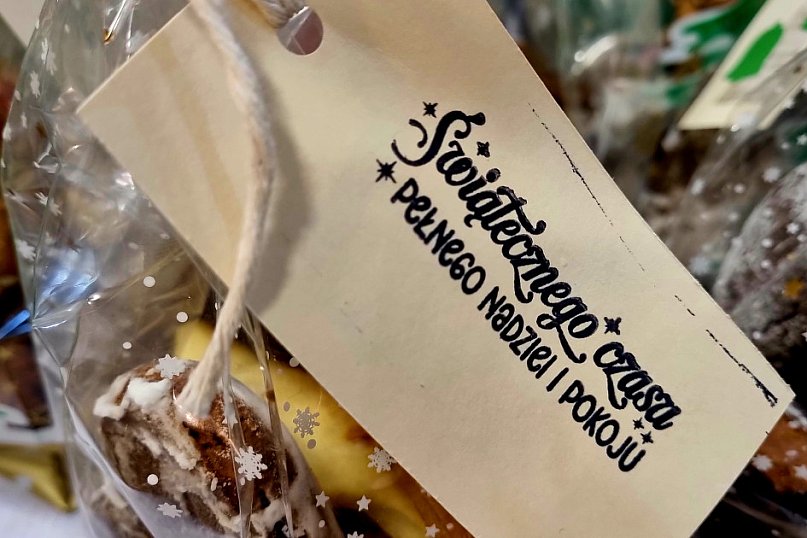 Świąteczny kiermasz SP 3 w Lesznie