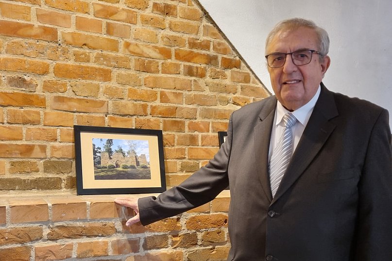 Między Niebem a Ziemią Zbyszka Bartkowiaka