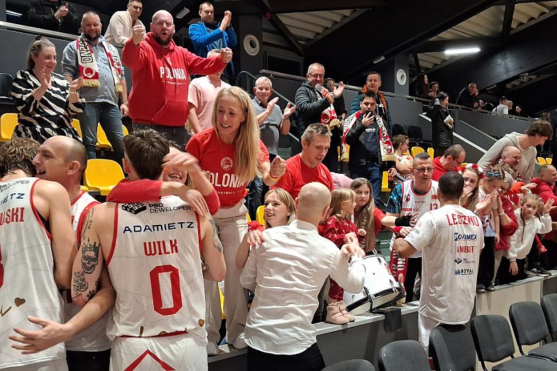 Koszykarskie emocje w Trapezie