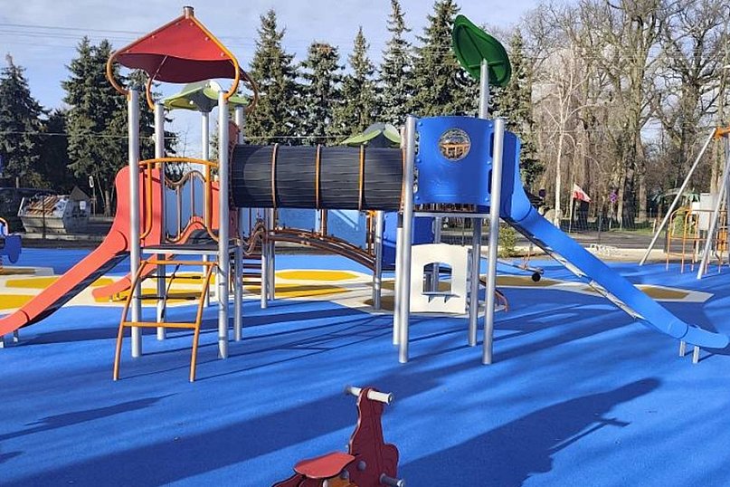 Nowy plac zabaw w Wilkowicach