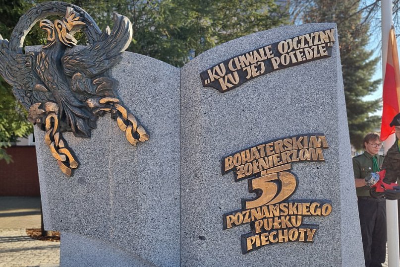 Odsłonięcie Pomnika Żołnierzy 55. Poznańskiego Pułku Piechoty przy ZST