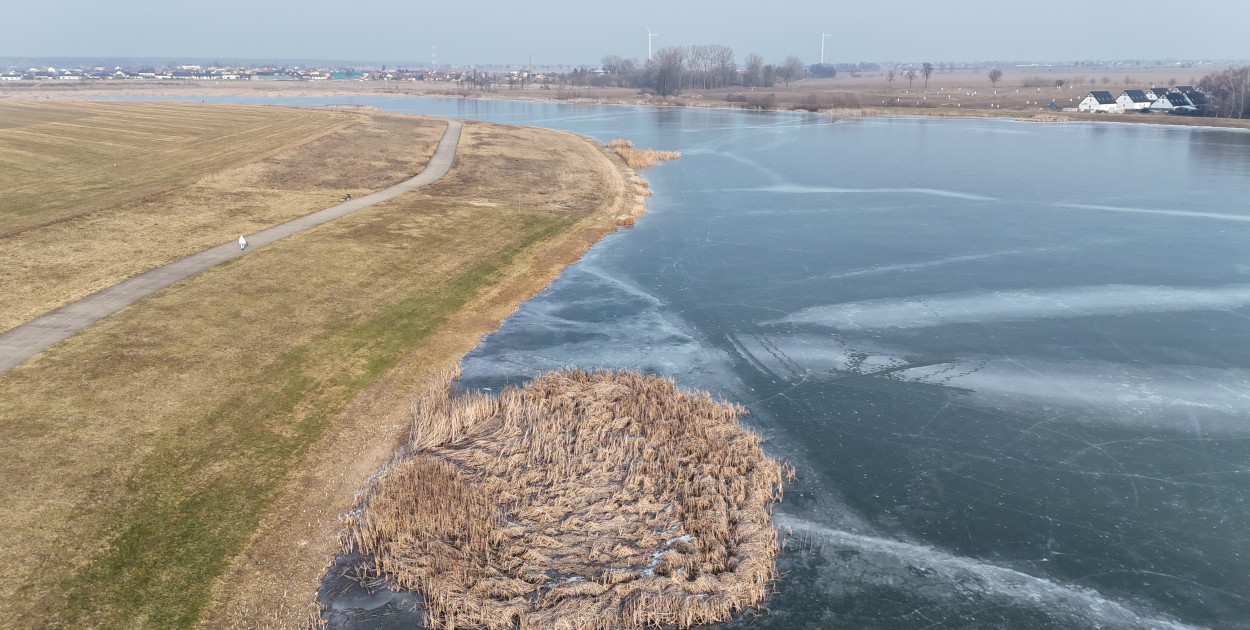 Zbiornik w Rydzynie. Tylko teraz takie widoki! (zdjęcia, film)