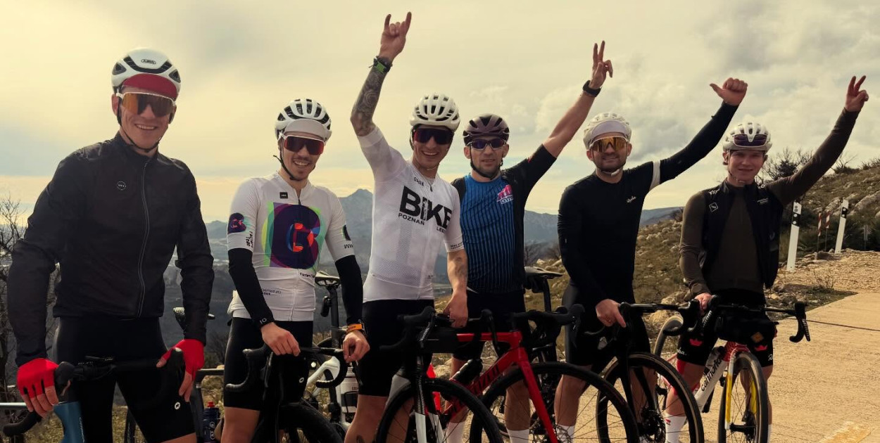 Zdobyli kultowy podjazd. Jazda Piotra Pawlickiego zrobiła wrażenie!