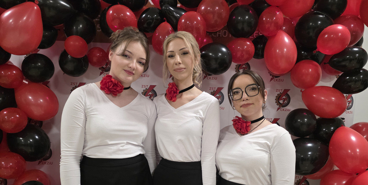 Studniówka ZST CKZiU w Lesznie. Belgijka po Polonezie (zdjęcia, film)