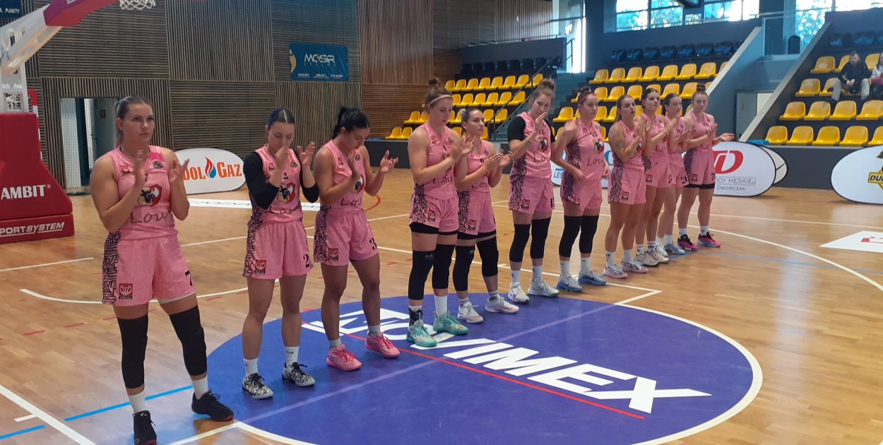 Bez niespodzianki w pierwszoligowych derbach Wielkopolski koszykarek