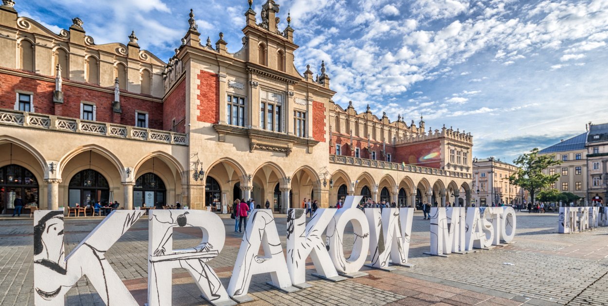 Kraków bez ciężkiego bagażu – jak maksymalnie wykorzystać podróż