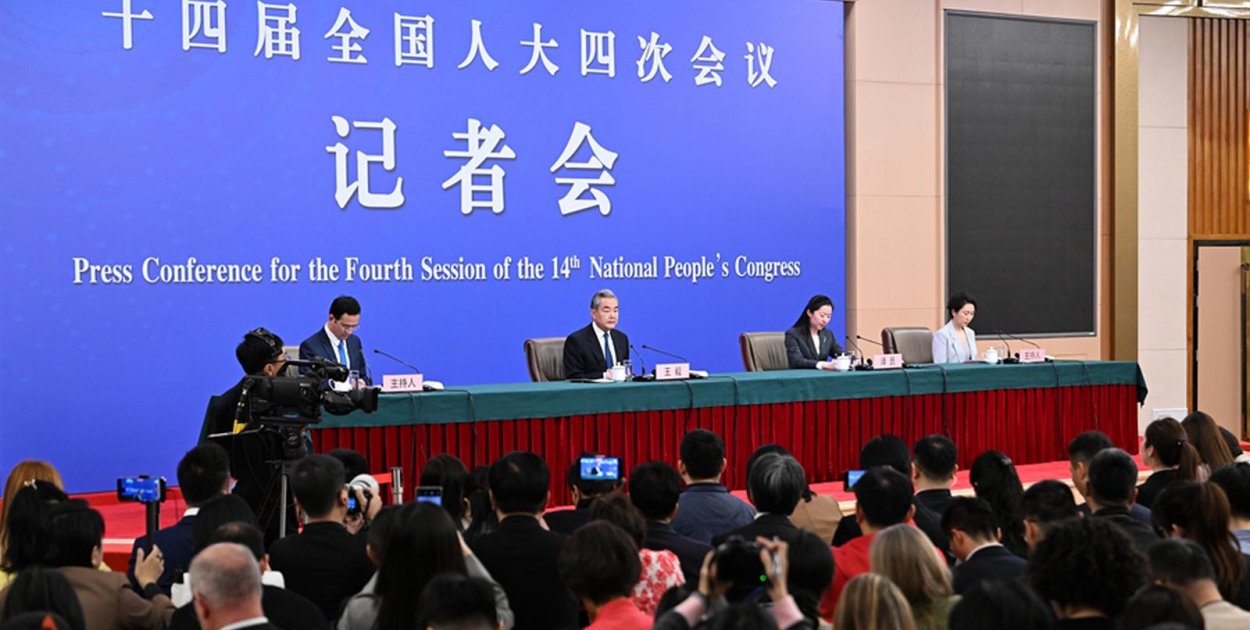 Chiny-USA: Kontakty przywódców stanowią strategiczną gwarancję