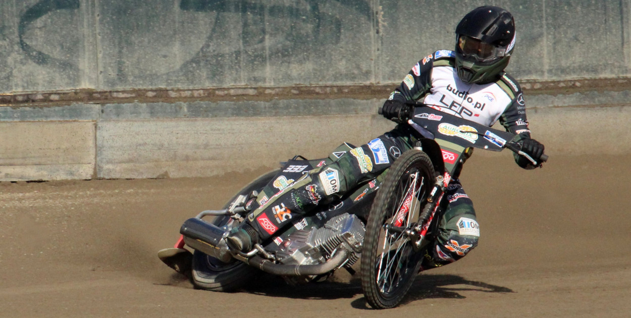 Pokaż się w Dodatku Żużlowym.  Każdy Kibic go przeczyta!