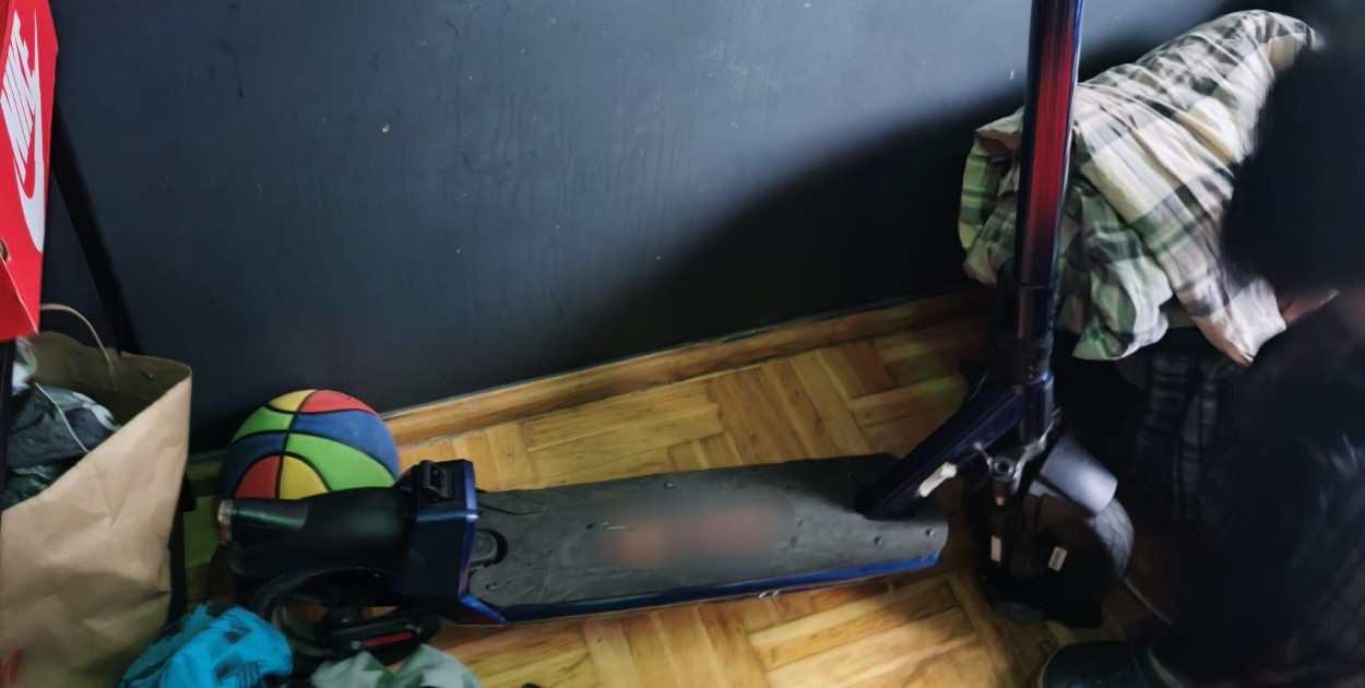 Jeden ukradł hulajnogę, drugi ją kupił. Teraz obaj mają kłopoty