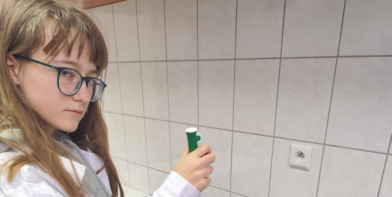 Uczennica II LO prowadziła badania w dwóch miejscach w Lesznie. Co z nich wynika?