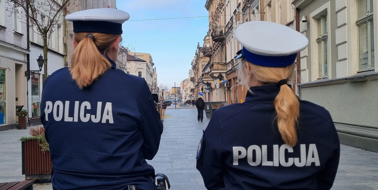 Jechał na jednym kole i wjechał wprost na policyjną kontrolę