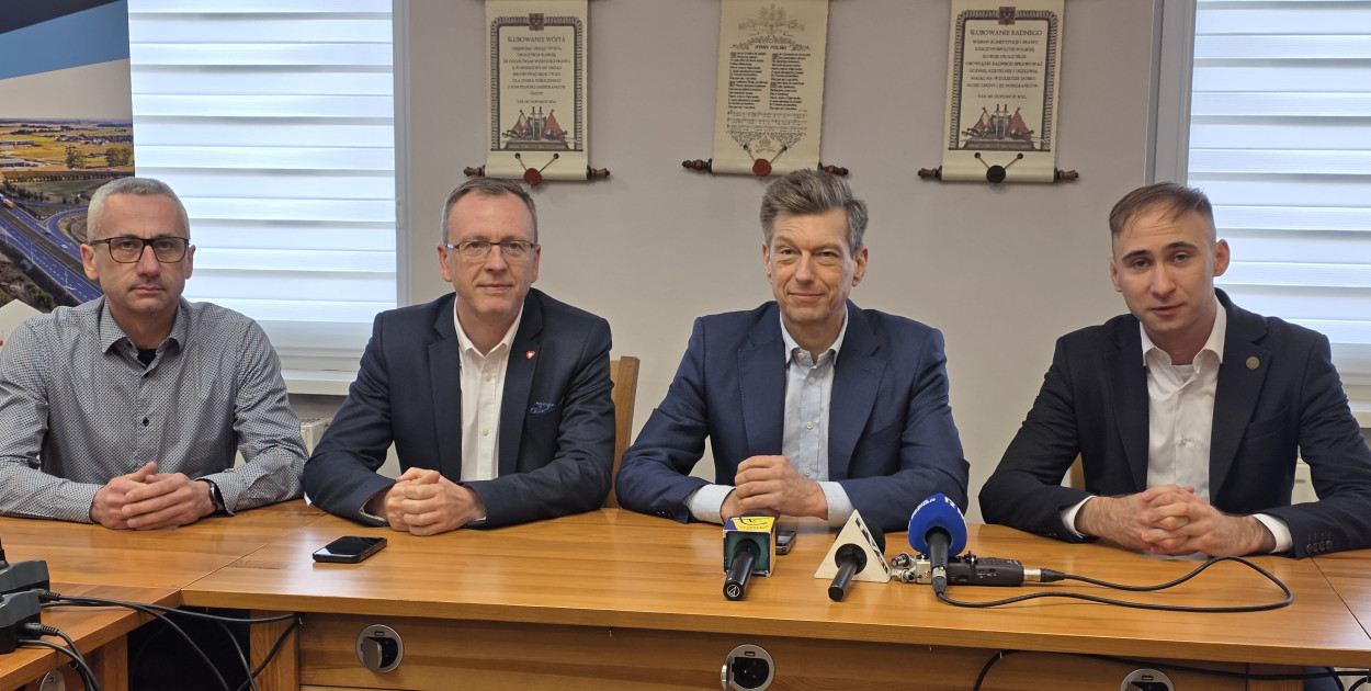 Ścieżka z Leszna do węzła S5 pobiegnie przy lotnisku. Kiedy powstanie?