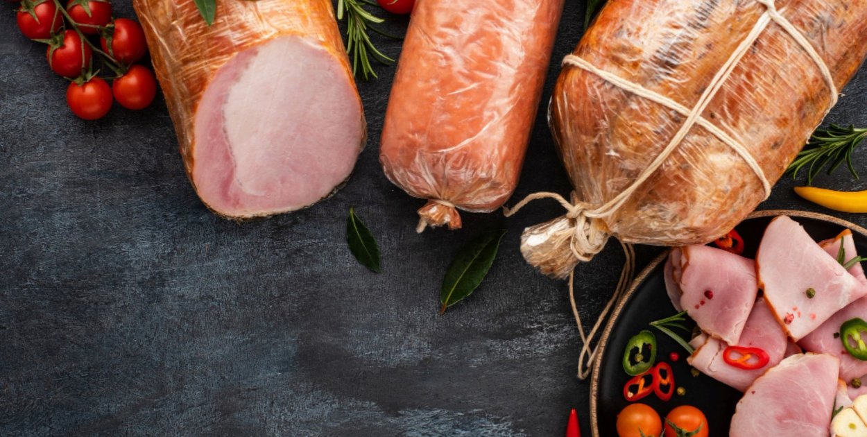 Czy samodzielne przygotowywanie wędlin jest bardziej opłacalne niż zakup gotowych