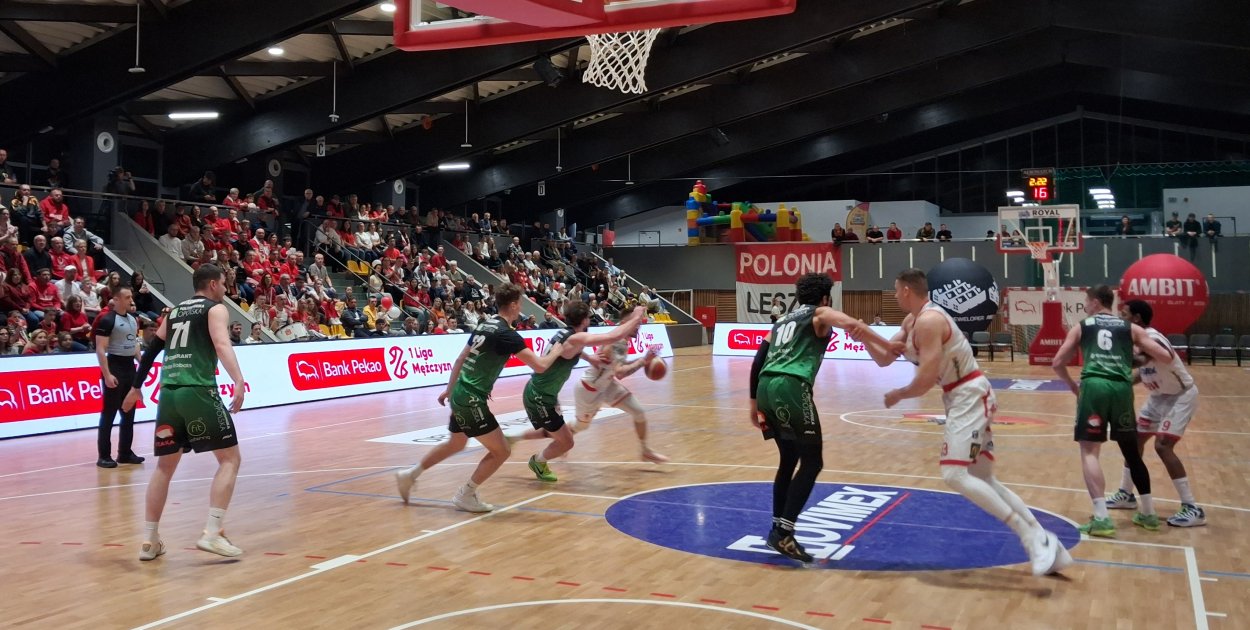 Koszykarze Novimex Polonii 1912 Leszno grali w sobotę w Stargardzie