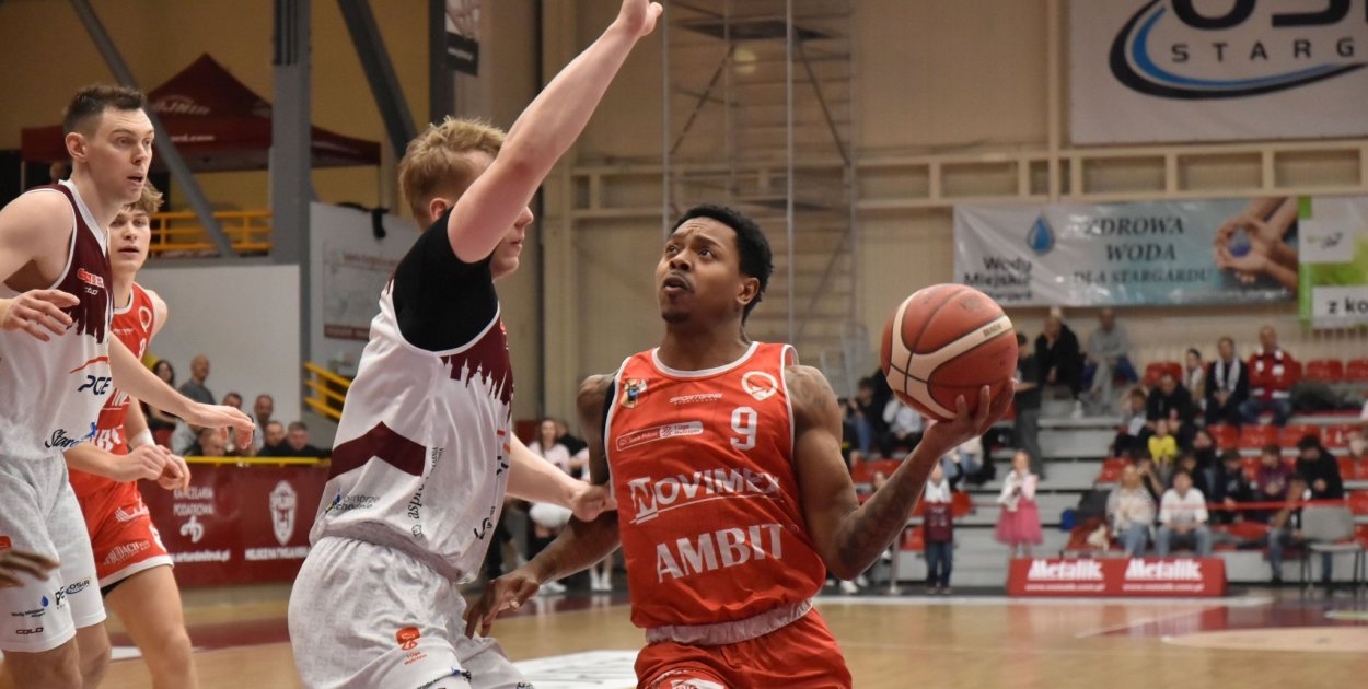 Ostatni mecz koszykarzy Novimex Polonii 1912 Leszno w Trapezie