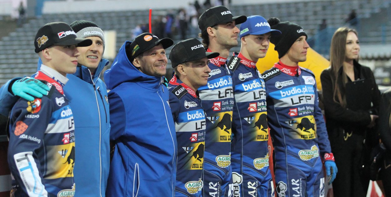 Frekwencja na Stadionie im. A. Smoczyka dopisała, wynik też się zgadza (zdjęcia)