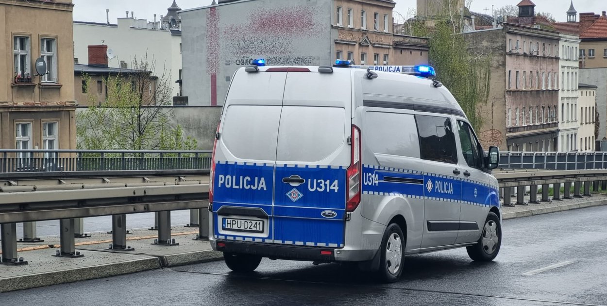 Kolizja na wiadukcie w godzinach szczytu